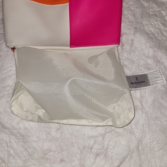 Elizabeth Arden New York Cosmetic Makeup Bag - Picture 8 of 12